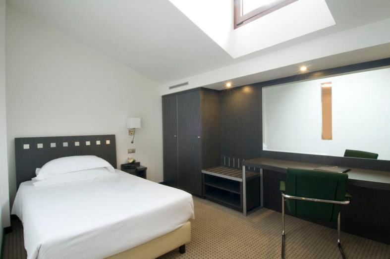 Single Room,1144339839:JPEG